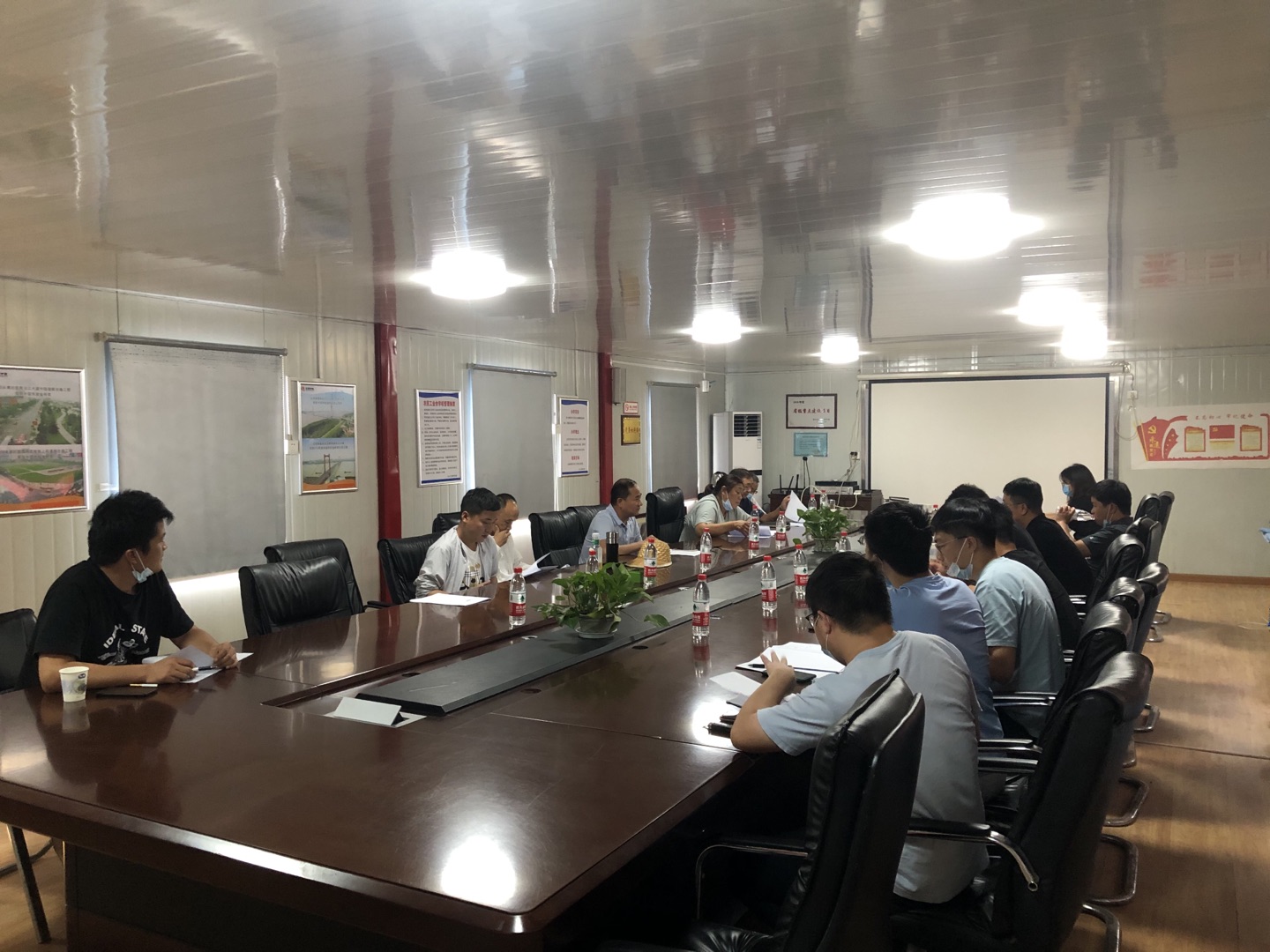 ���Ź����217��(�й���)����