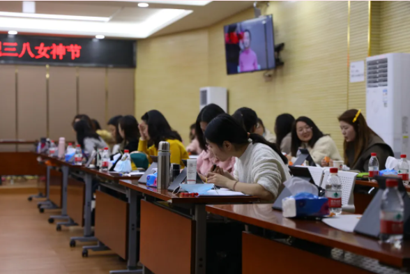 ���Ź����217��(�й���)����