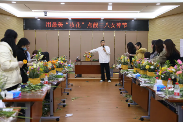 ���Ź����217��(�й���)����