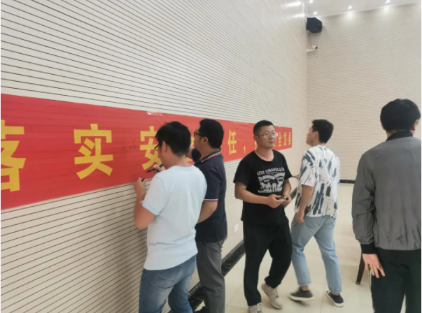 ���Ź����217��(�й���)����