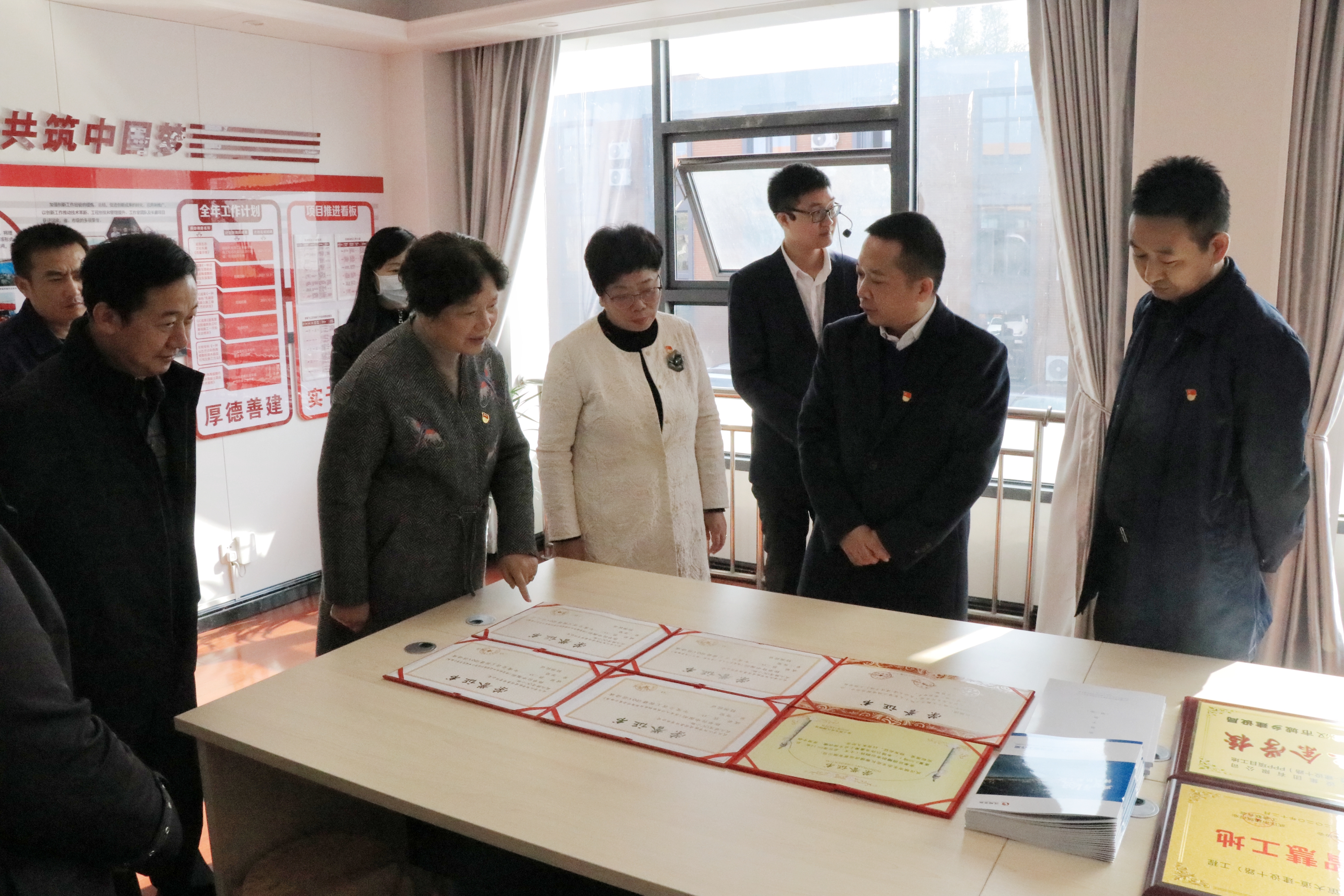 ���Ź����217��(�й���)����