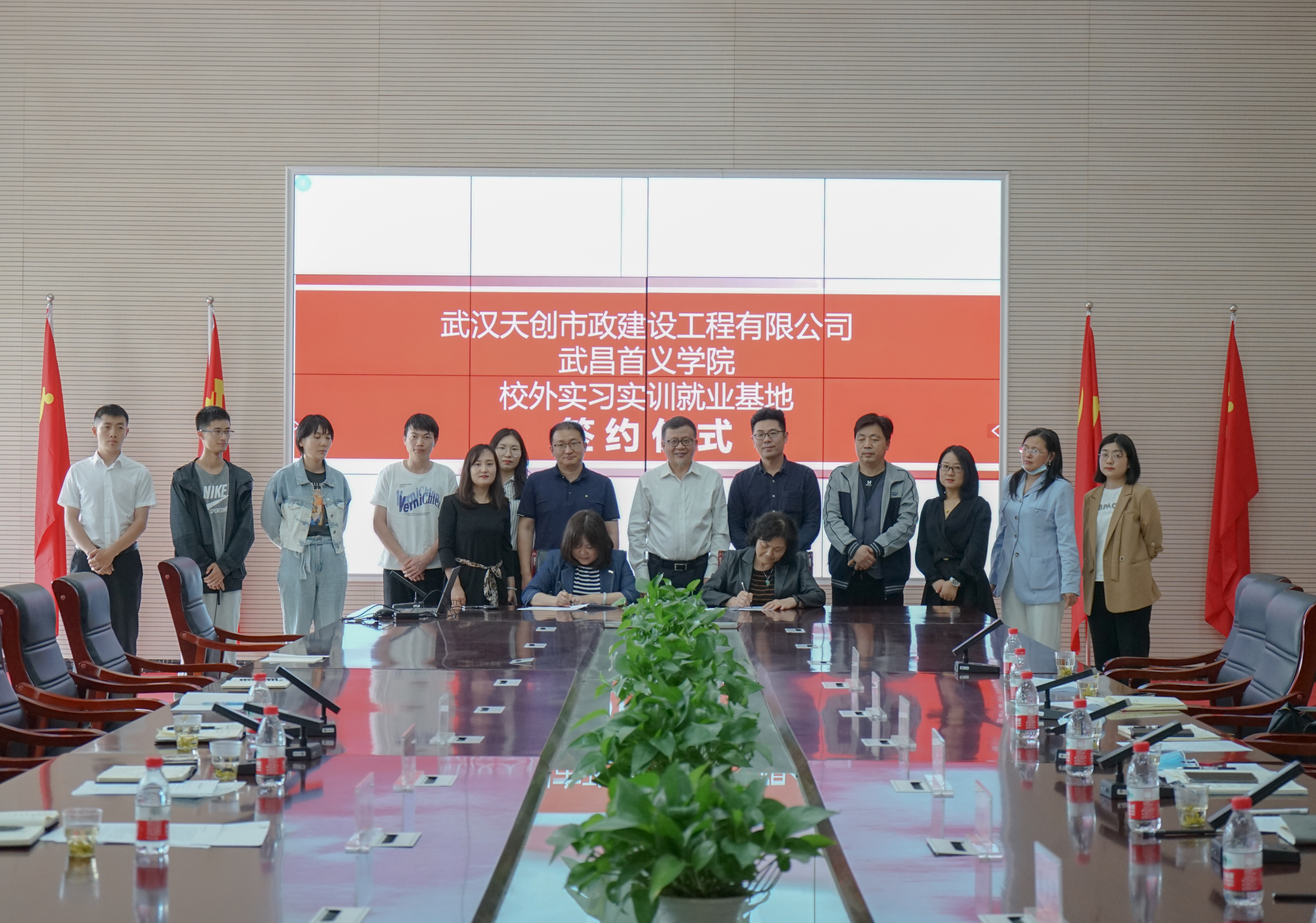 ���Ź����217��(�й���)����