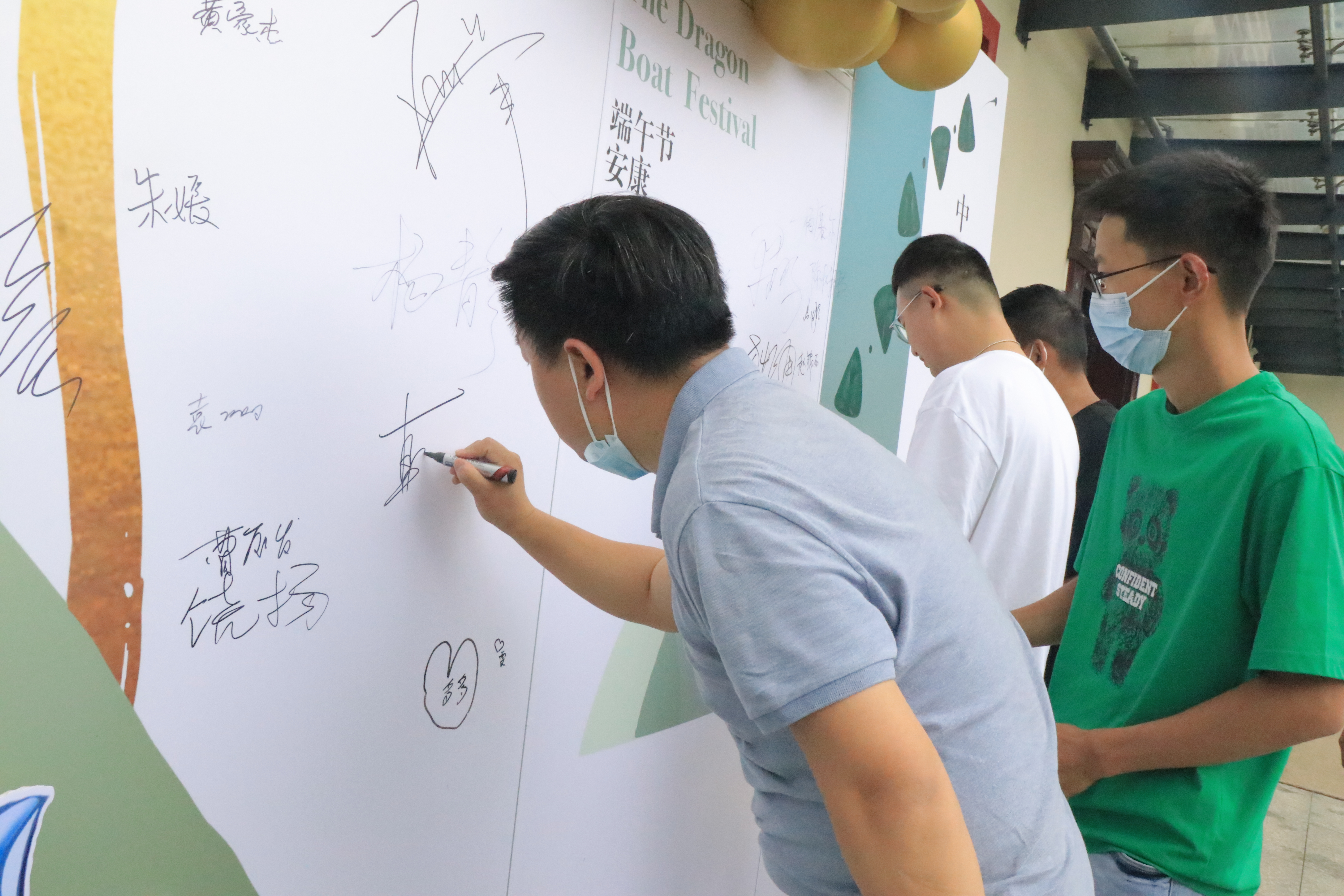 ���Ź����217��(�й���)����