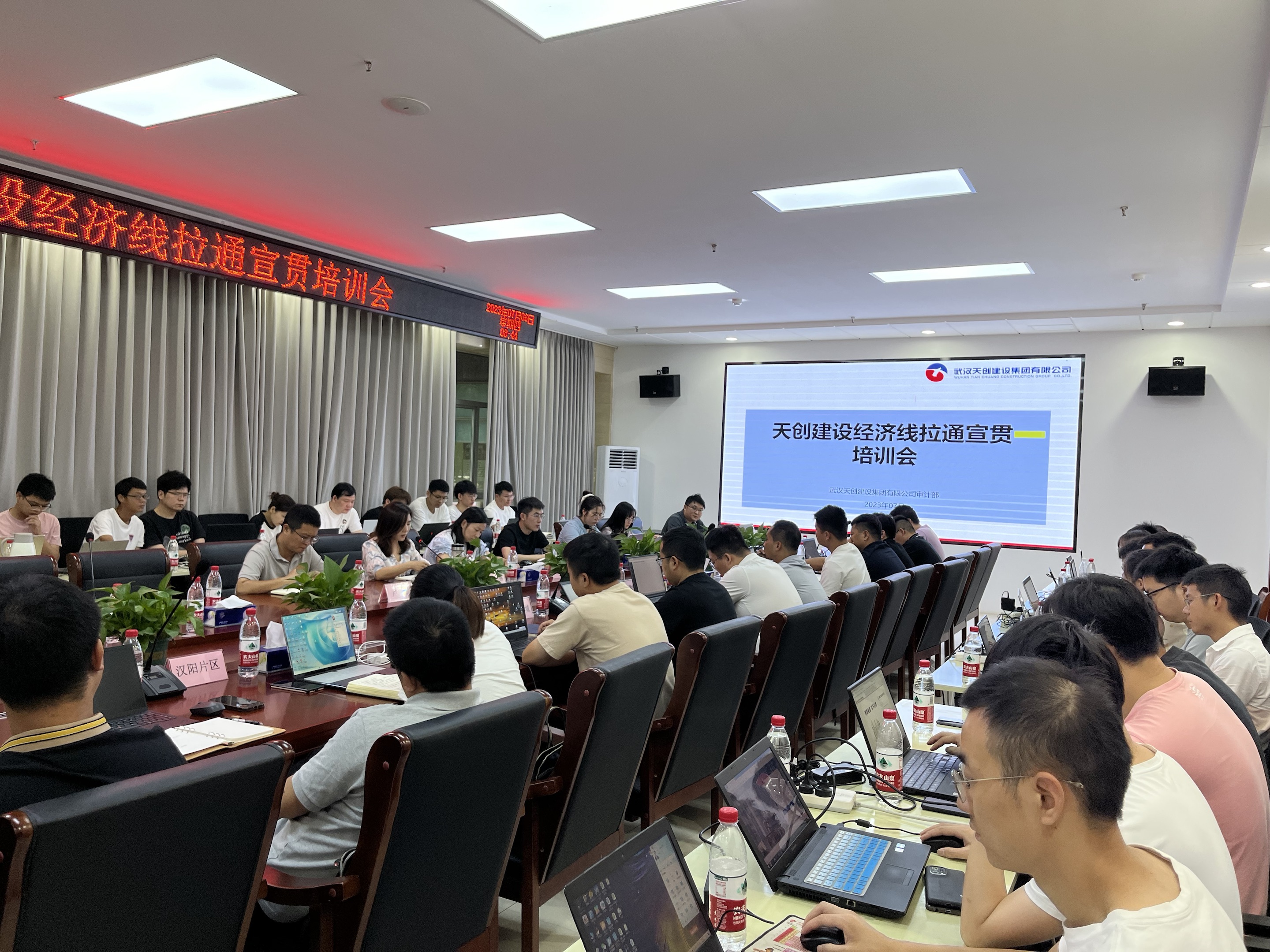 ���Ź����217��(�й���)����