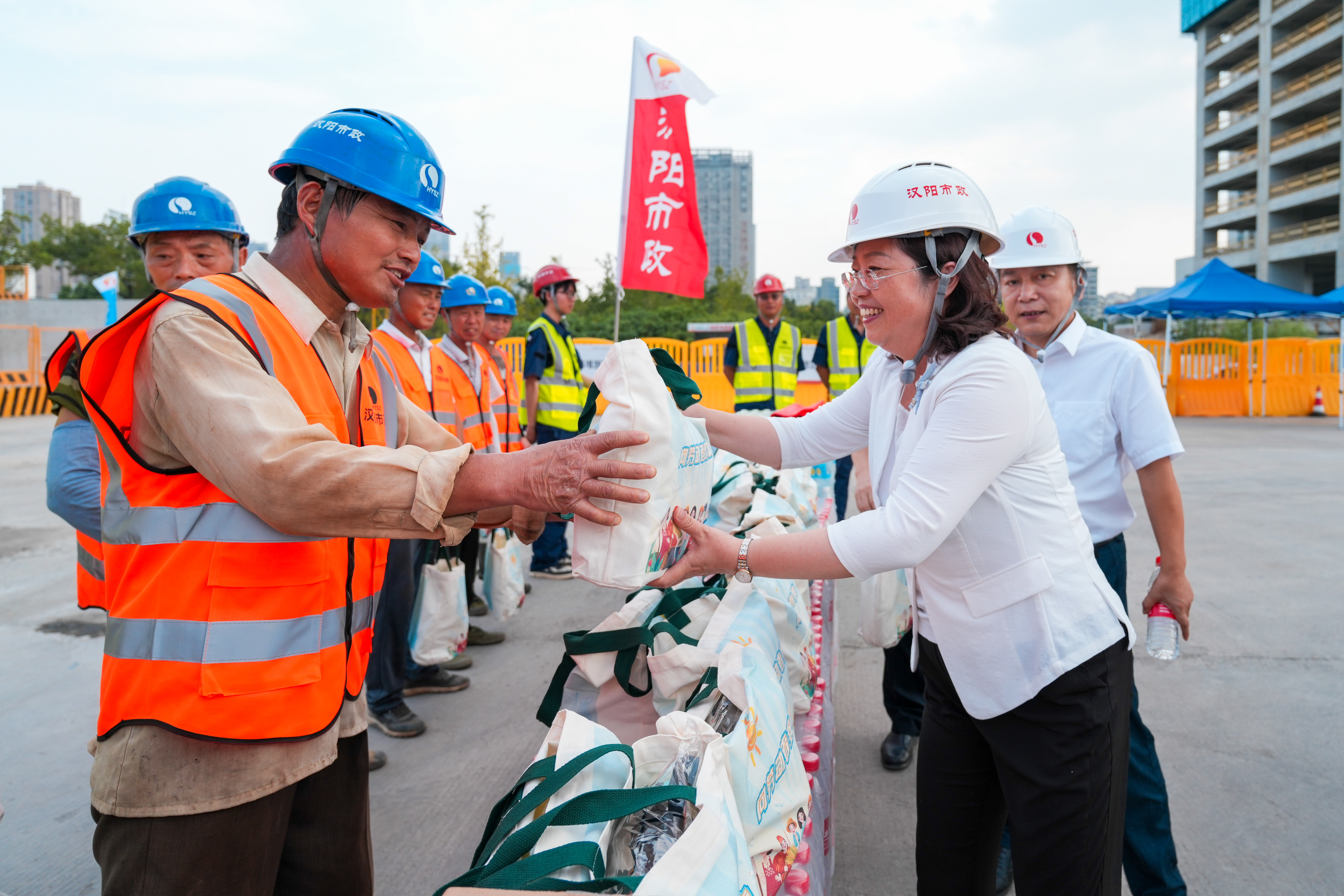 ���Ź����217��(�й���)����