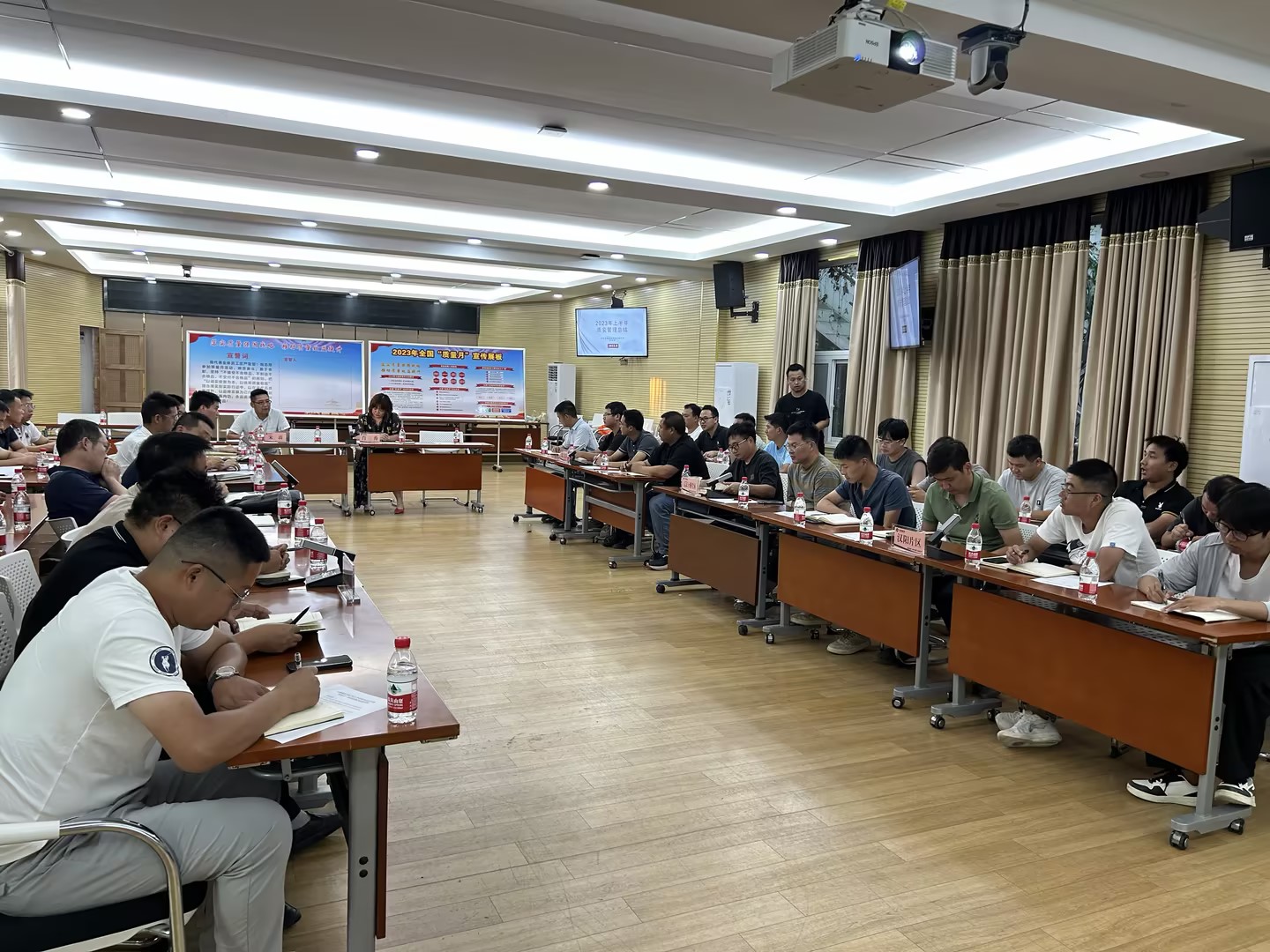 ���Ź����217��(�й���)����