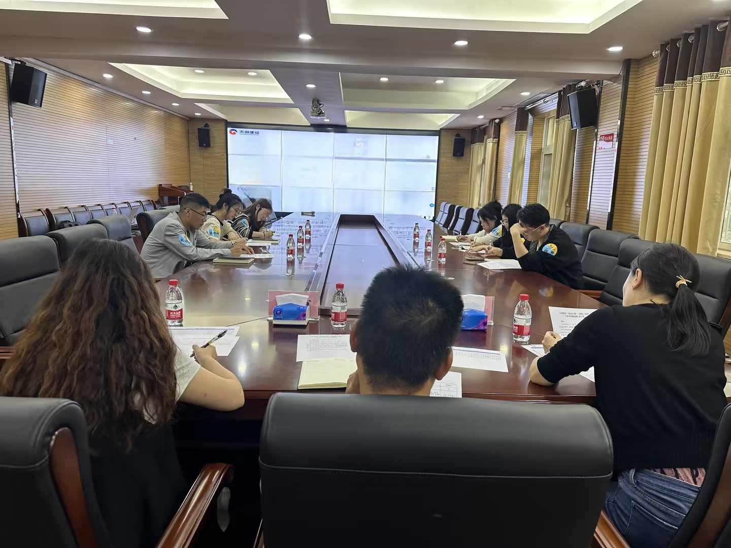 ���Ź����217��(�й���)����