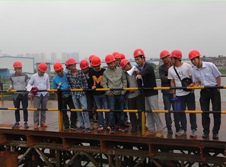 ���Ź����217��(�й���)����