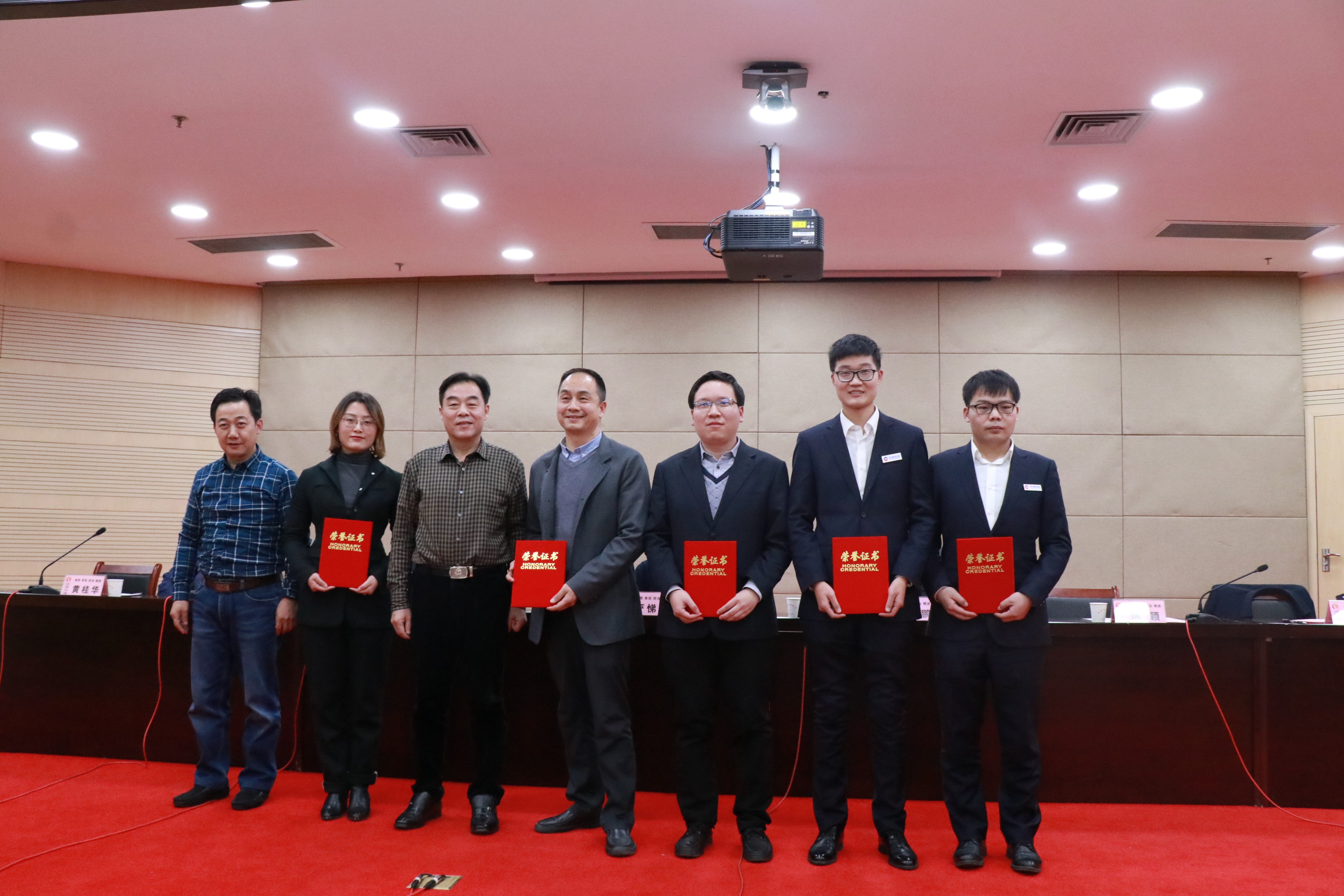 ���Ź����217��(�й���)����