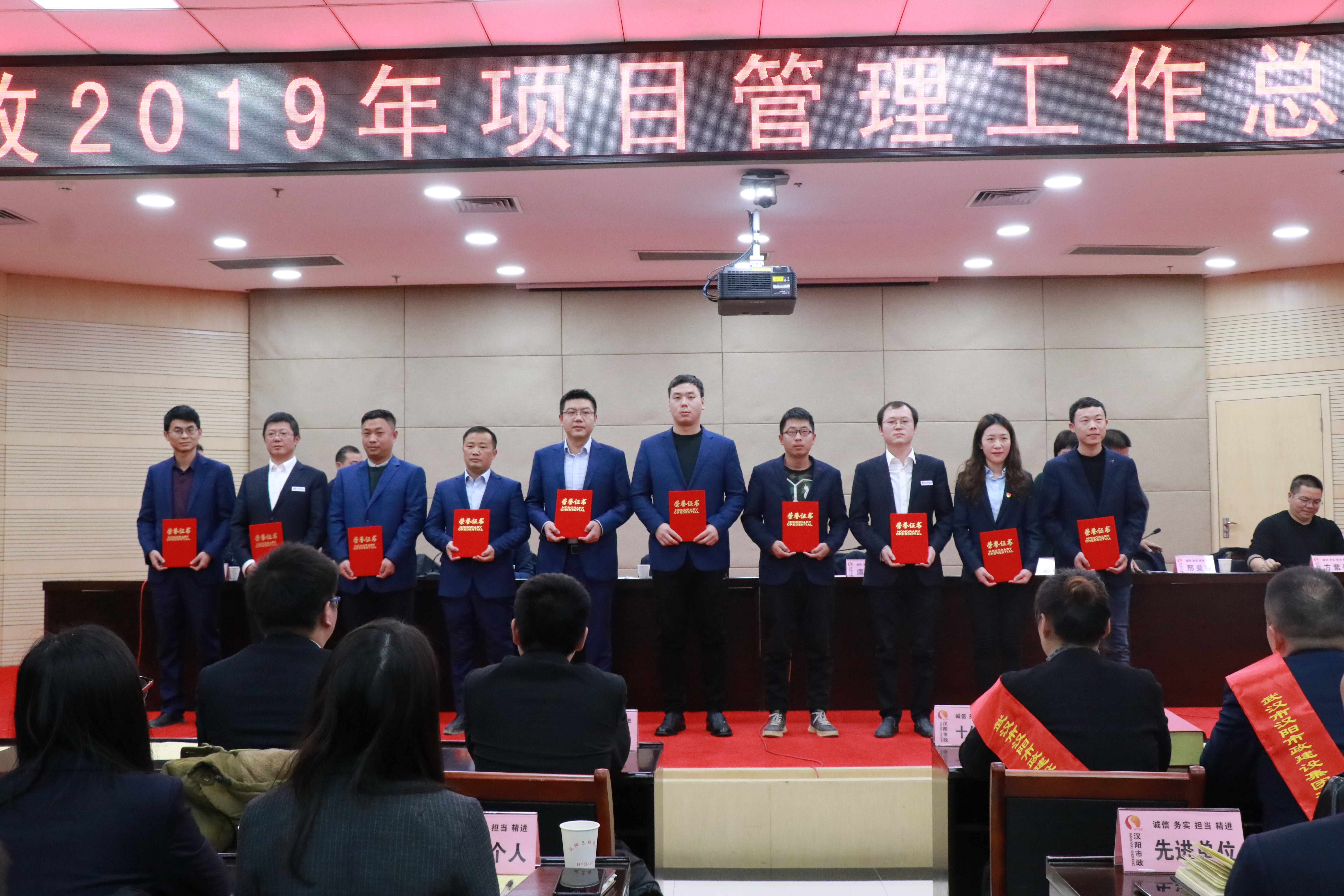 ���Ź����217��(�й���)����